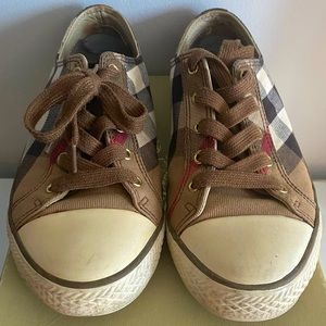 Burberry Sneakers